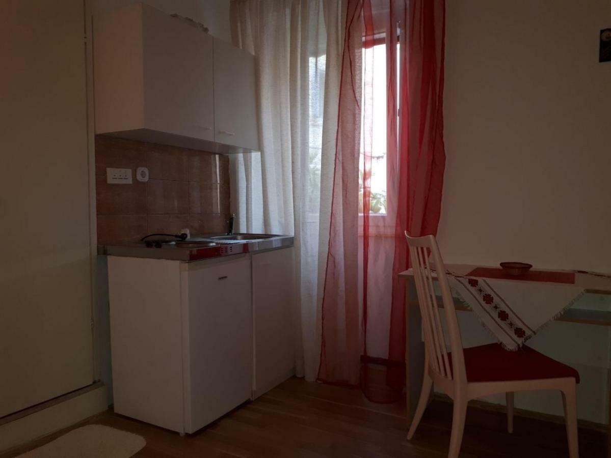 Guest House Robert I Mirna Bale Εξωτερικό φωτογραφία