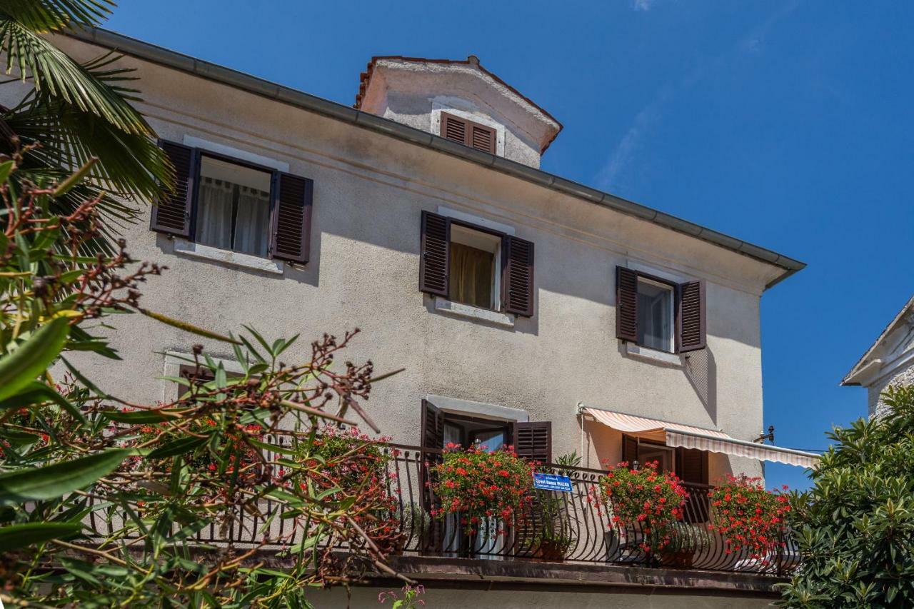 Guest House Robert I Mirna Bale Εξωτερικό φωτογραφία